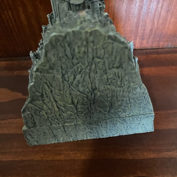 LORD OF THE RINGS MINAS TIRITH DVD EXCLUSIVE COLLECTABLE SCALE CITY MODEL - RARE - Picture 10 of 16